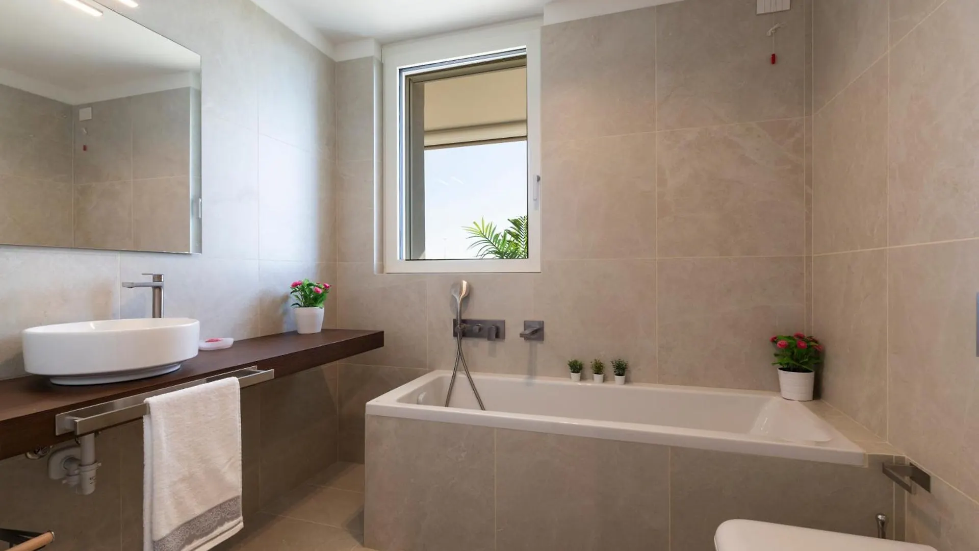 Torre Milano Luxury Apartment