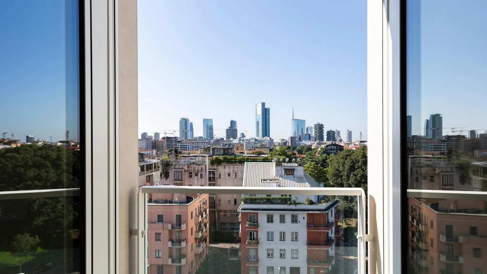 Torre Milano Luxury Apartment Milan