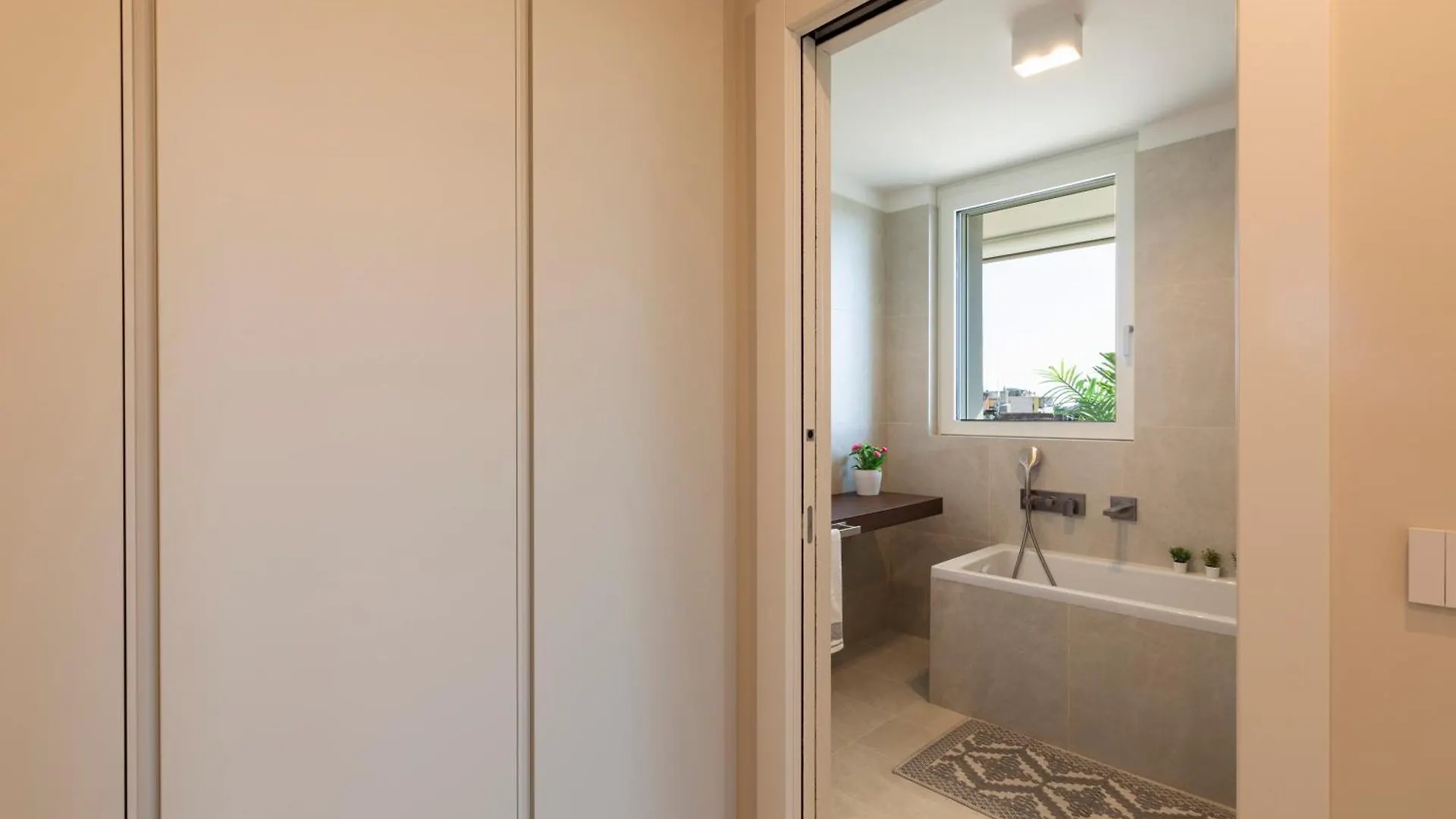 Torre Milano Luxury Apartment