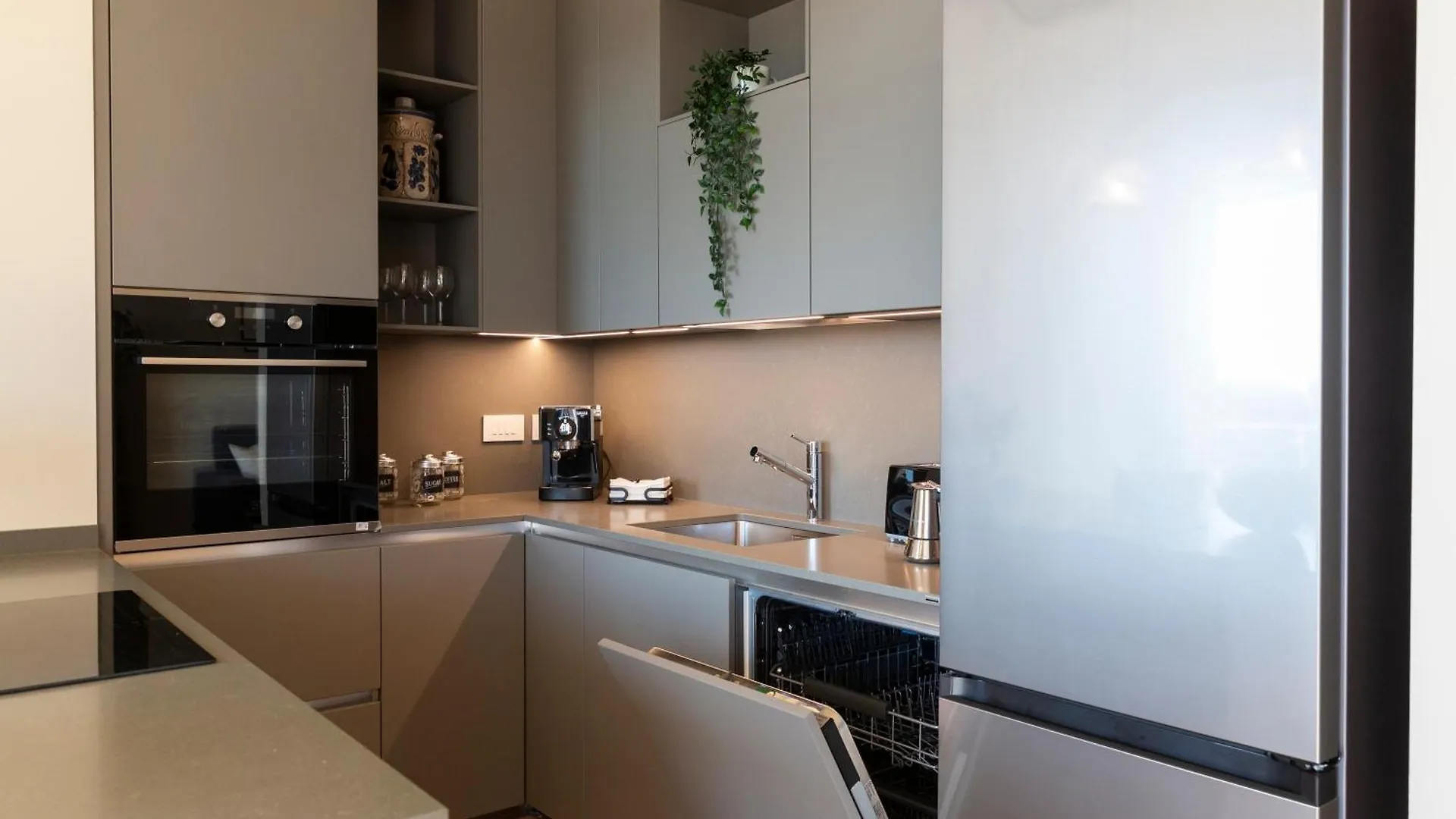 Torre Milano Luxury Apartment Milan